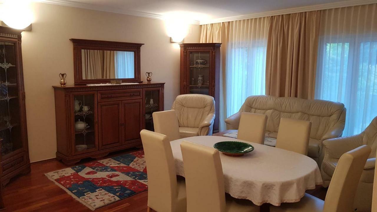 Mimi Apartman Balatonalmadi Exterior photo